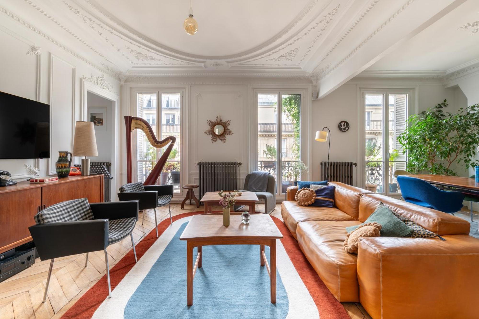 Apartment Spacious And Elegant 3bd Apartmentrochechouart Paris